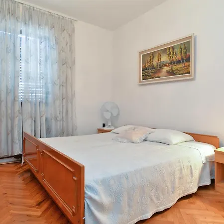 Ana 1684 Apartment Pula