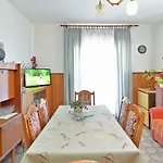 Ana 1684 Apartman Pula