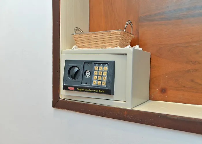 Ana 1684 Apartman Póla